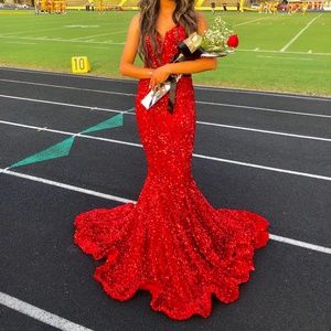 I am selling my red homecoming/prom dress